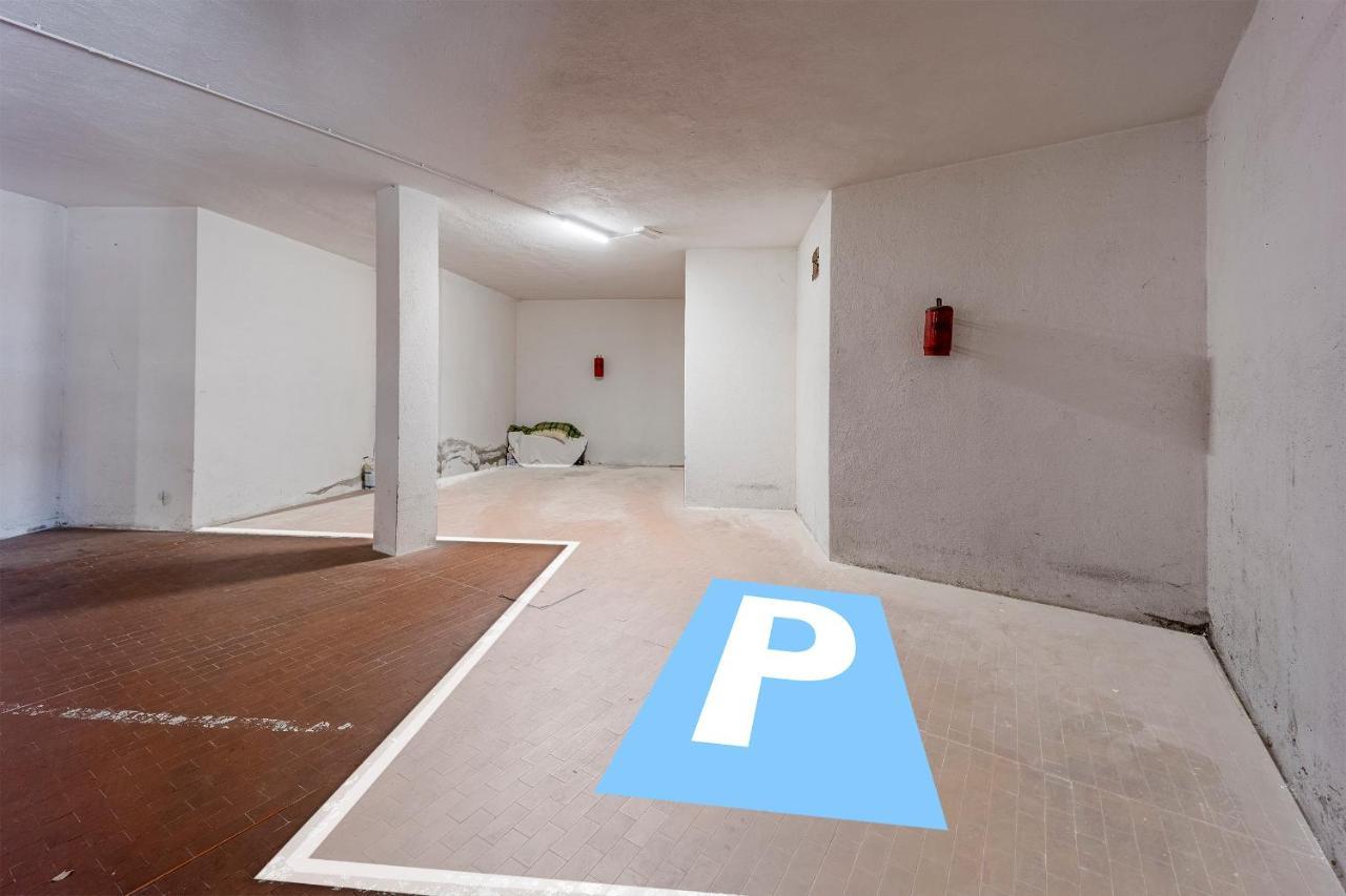 Apartamento Portosole Attic - With Terrace And Private Parking San Remo Exterior foto